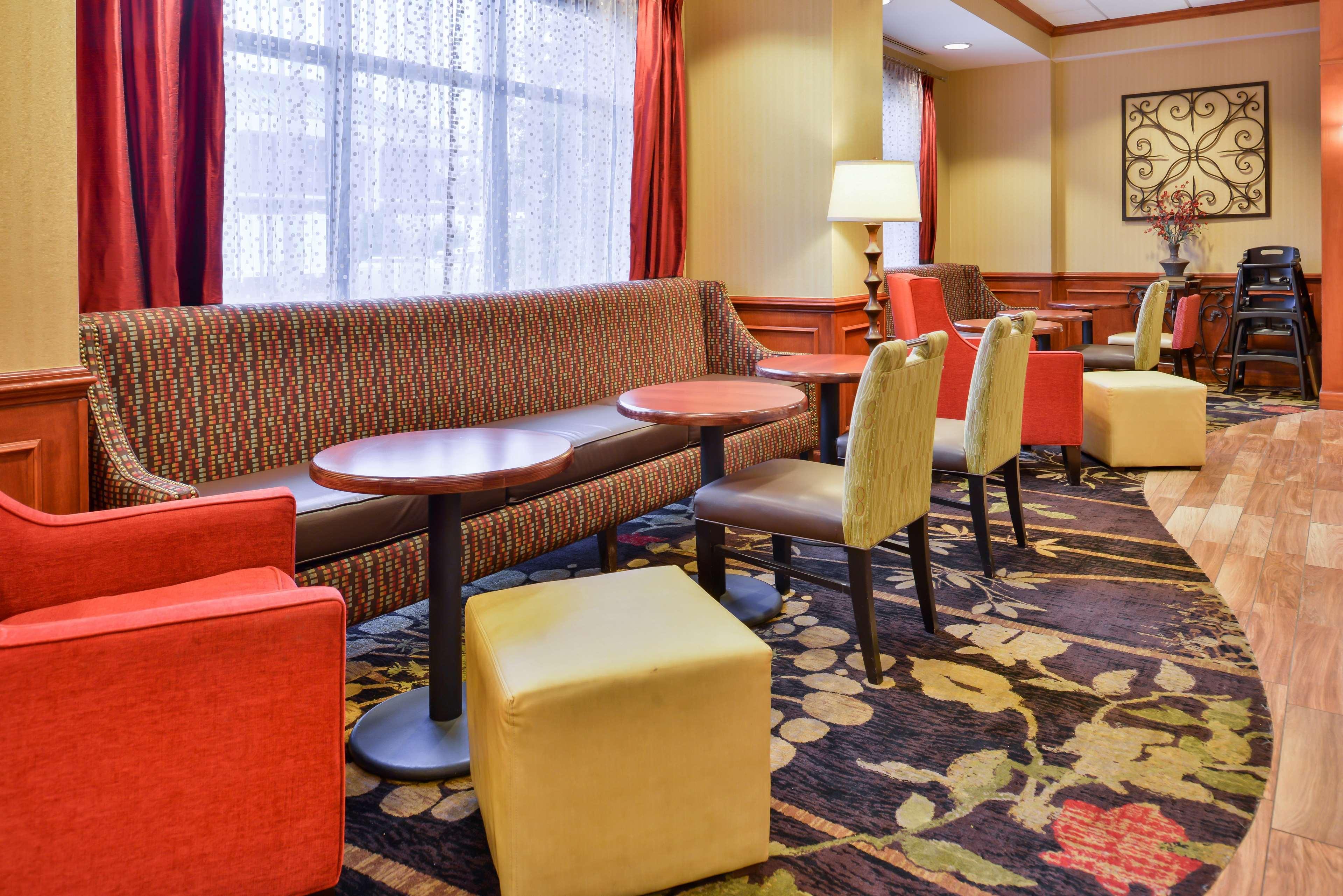 Hampton Inn Emporia Εξωτερικό φωτογραφία