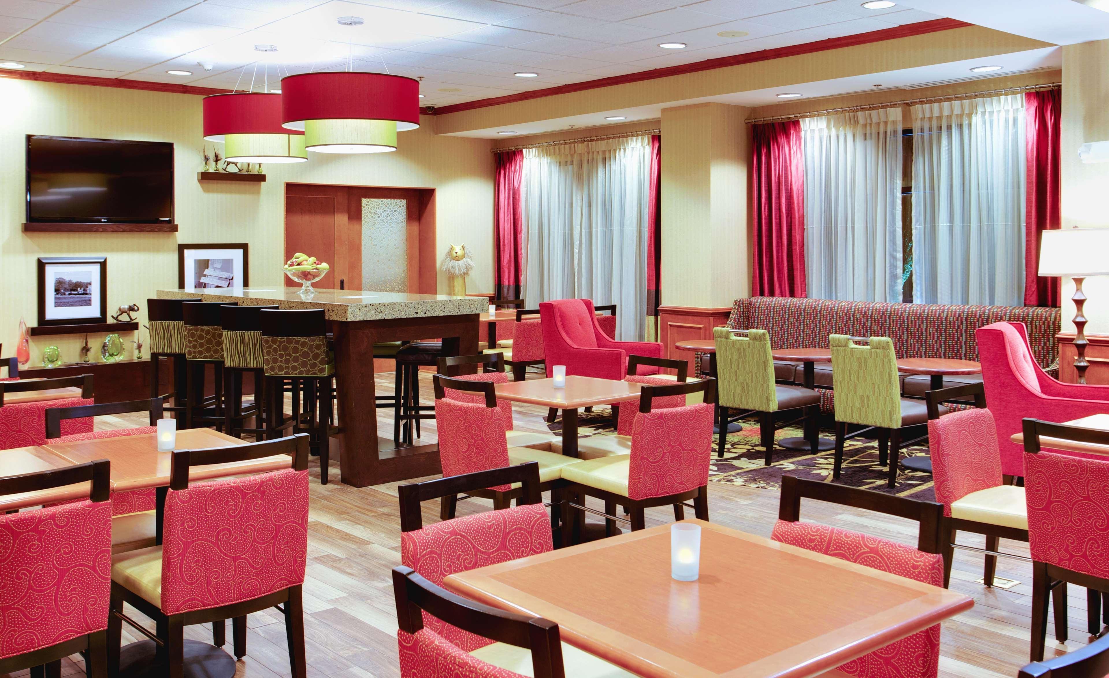Hampton Inn Emporia Εξωτερικό φωτογραφία