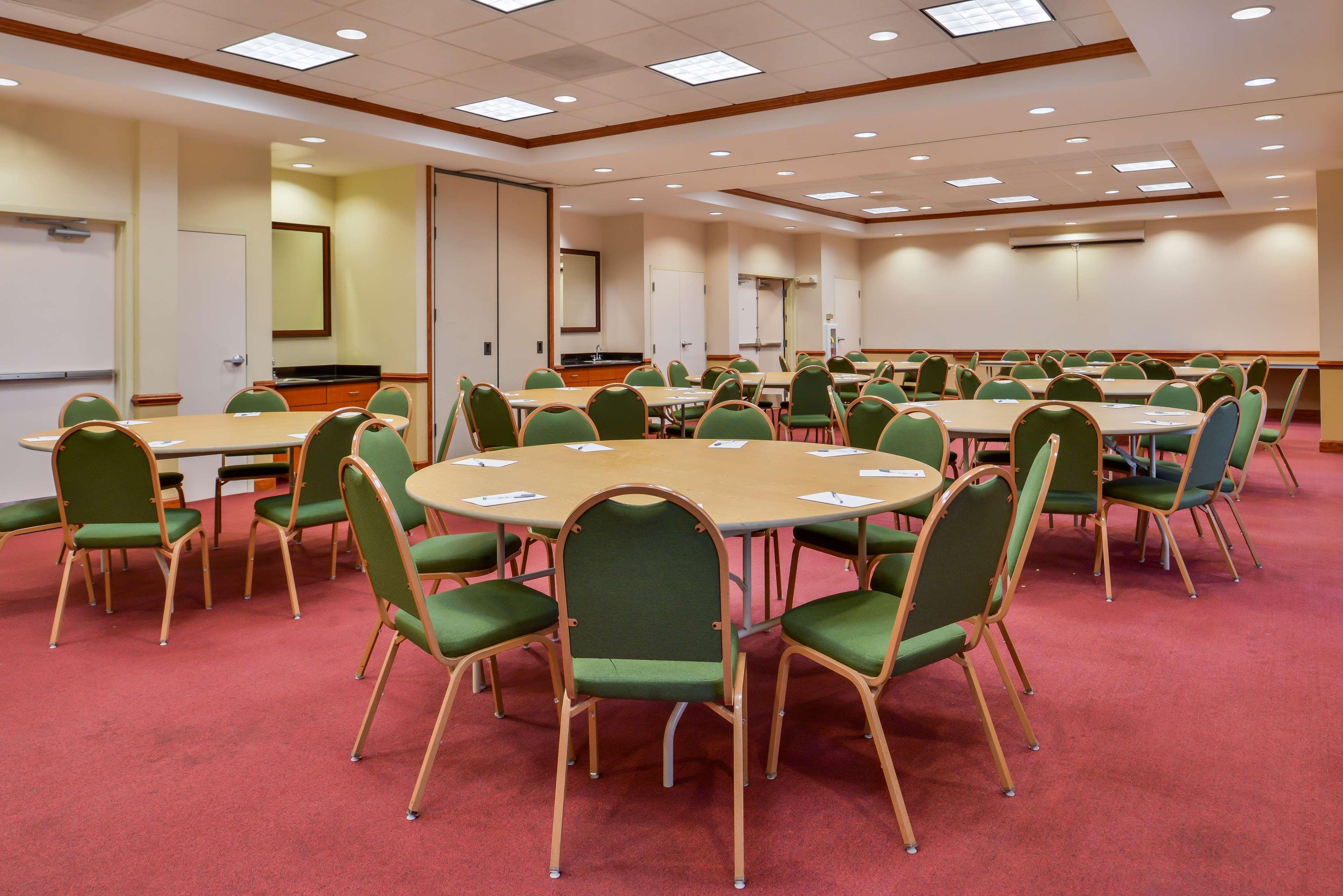 Hampton Inn Emporia Εξωτερικό φωτογραφία