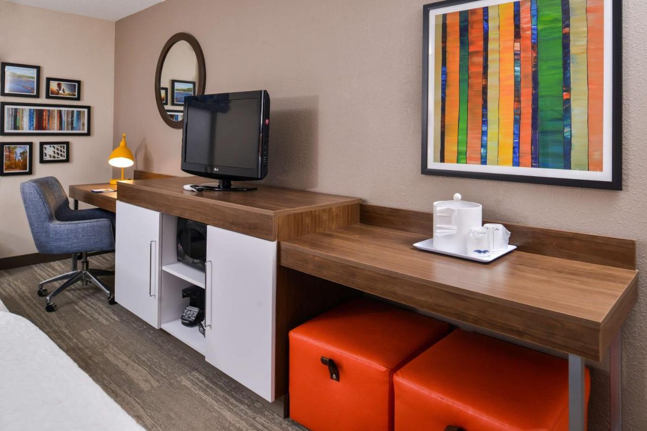 Hampton Inn Emporia Εξωτερικό φωτογραφία