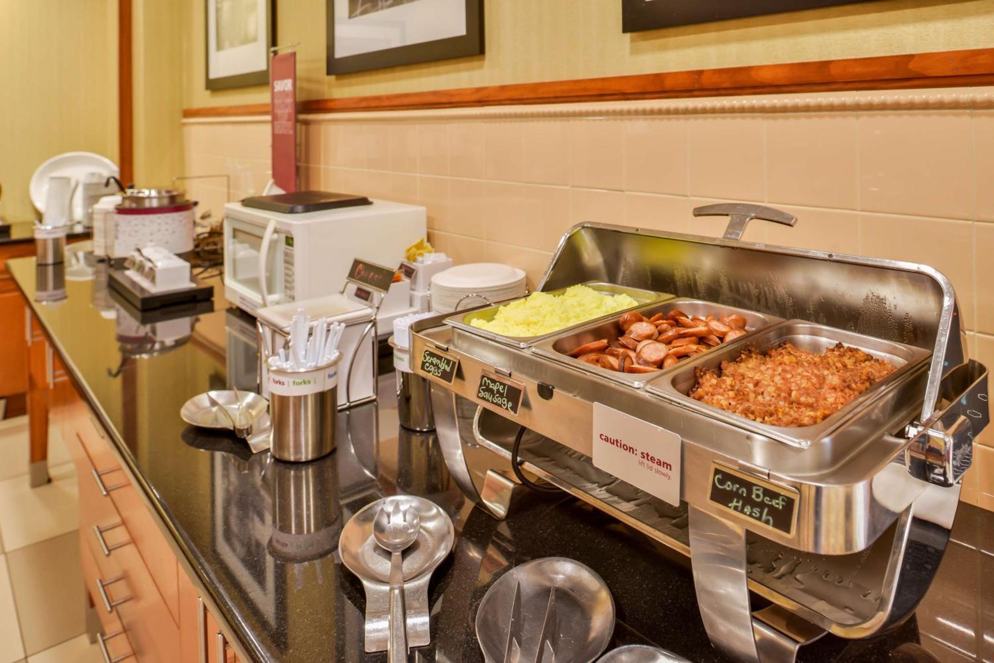 Hampton Inn Emporia Εξωτερικό φωτογραφία